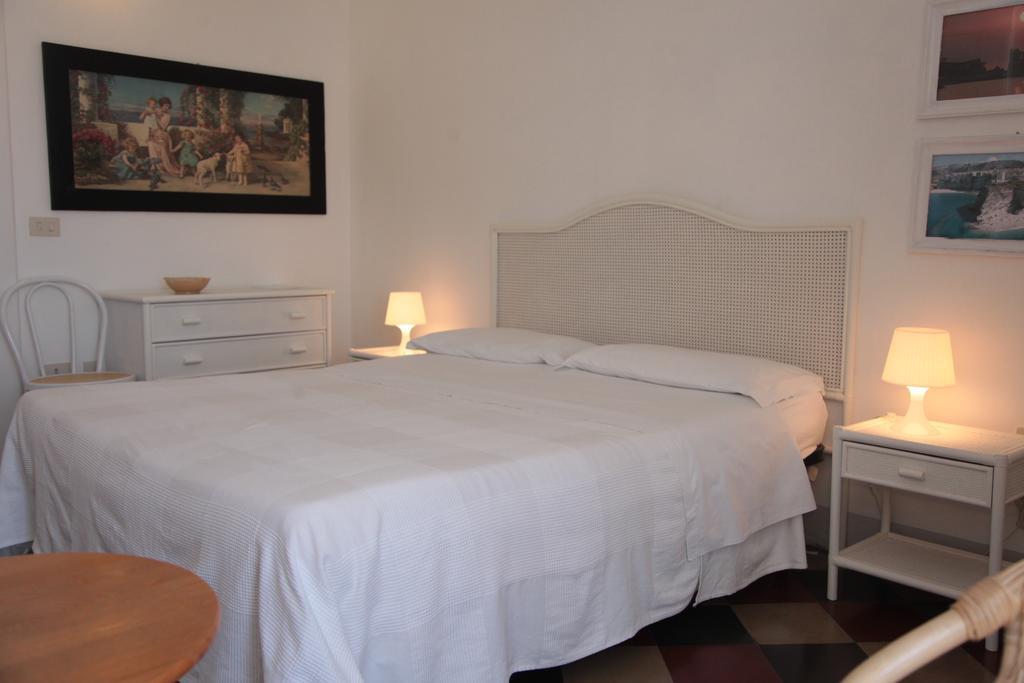 Bed and Breakfast Al Vecchio Castello Tropea Exterior foto